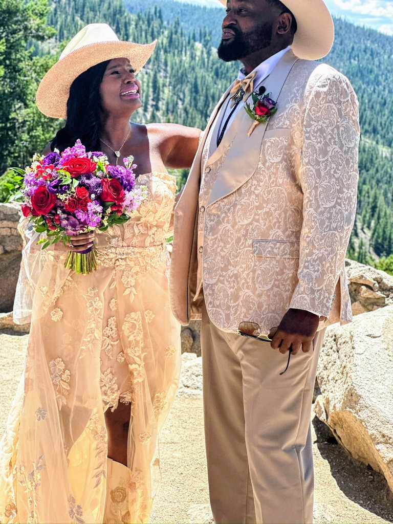 BA03EE1D-C3FA-470D-9D21-DA3A99B8A9D7_1_105_c